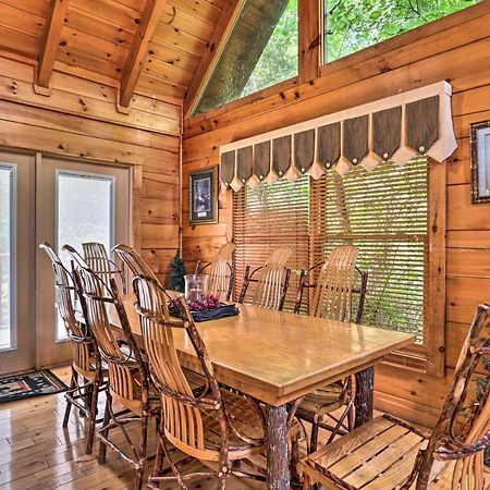 Pigeon Forge Getaway With Covered Patio And Hot Tub! Bagian luar foto