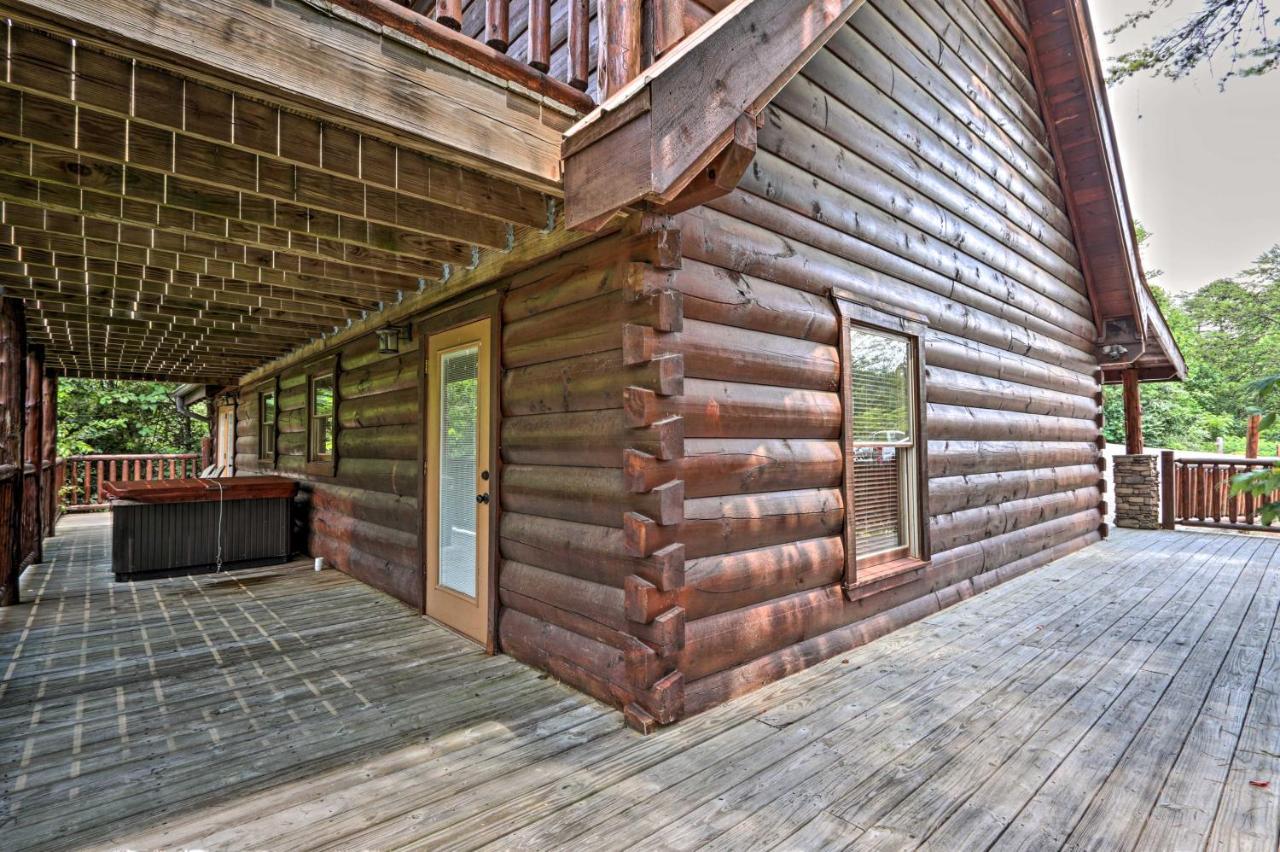 Pigeon Forge Getaway With Covered Patio And Hot Tub! Bagian luar foto