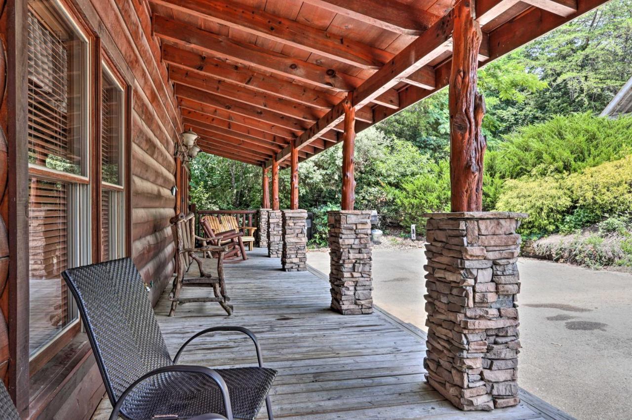Pigeon Forge Getaway With Covered Patio And Hot Tub! Bagian luar foto