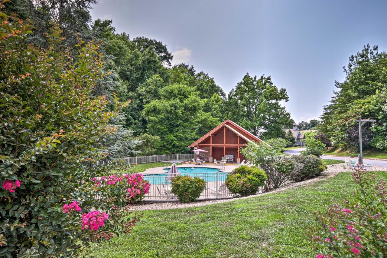 Pigeon Forge Getaway With Covered Patio And Hot Tub! Bagian luar foto