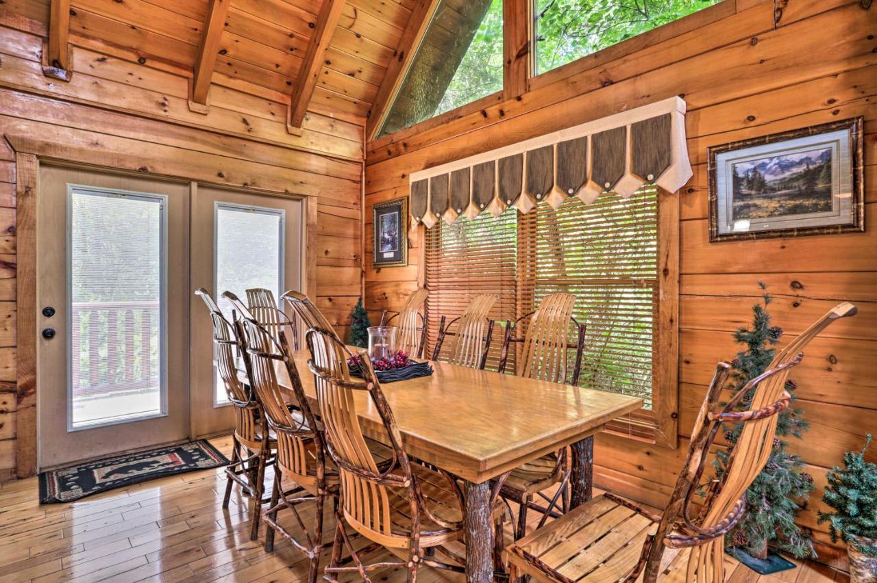 Pigeon Forge Getaway With Covered Patio And Hot Tub! Bagian luar foto